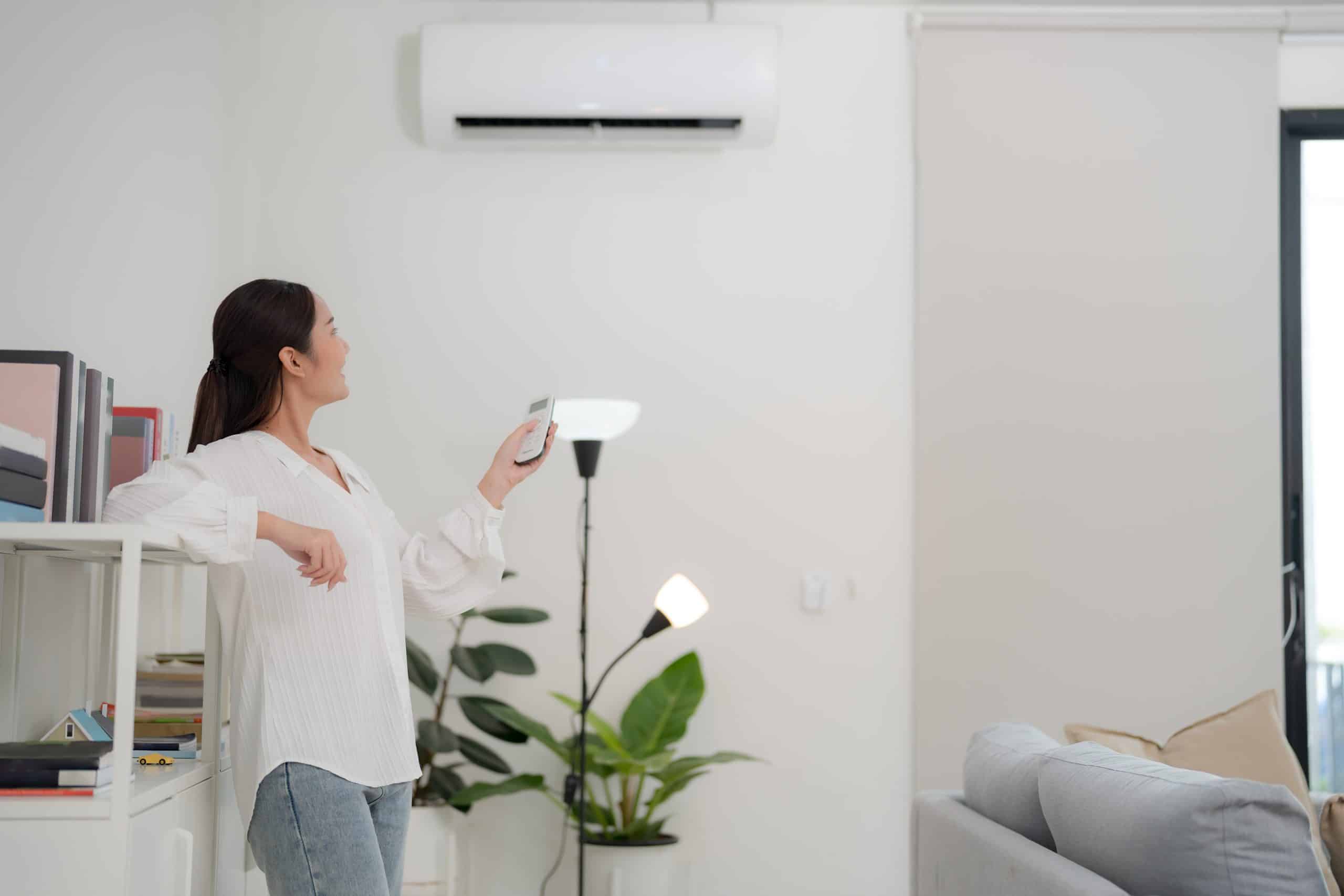Climatización eficiente en vivienda mediante aire acondicionado y bomba de calor