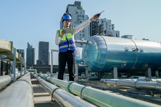 Mantenimiento de sistema solar térmico para agua caliente sanitaria en edificio